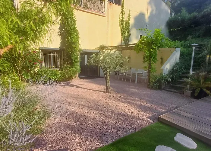 Sud De France, Lieu Calme & Nature Гостевой дом *