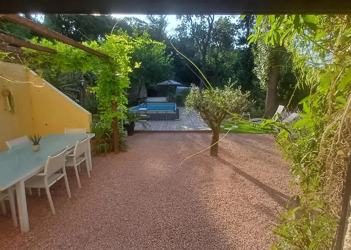 Sud De France, Lieu Calme & Nature Гостевой дом Brignac (Herault)