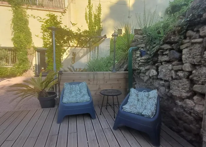 Sud De France, Lieu Calme & Nature Гостевой дом